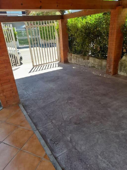 Casa Vacanza Villa Rita Mondragone Eksteriør billede